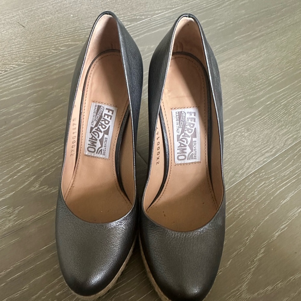 Salvatore Ferragamo Gray Leather Heels Platform
